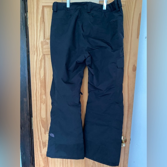 The North Face snow pants - Picture 2 of 6